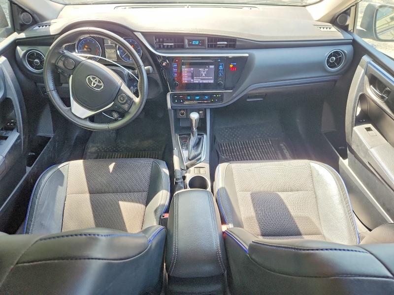 57550696 :رقم المزاد ، 2T1BURHE9JC067897 vin ، 2018 Toyota Corolla مزاد بيع