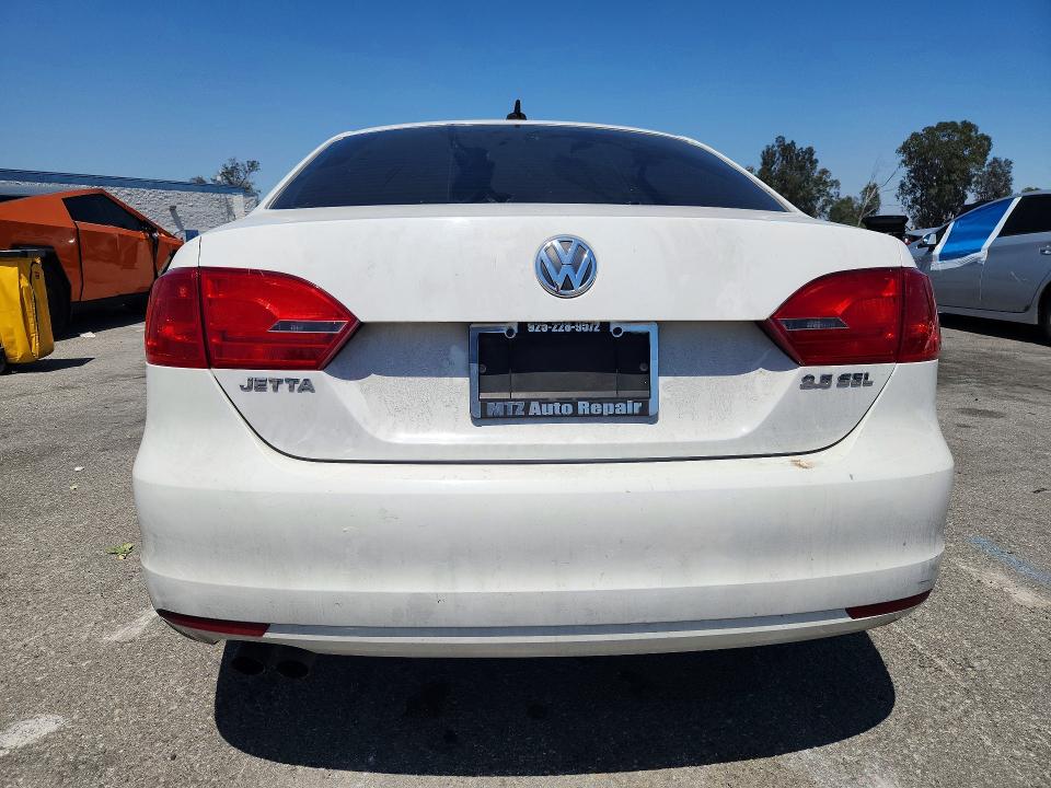 2011 Volkswagen Jetta მანქანა იყიდება აუქციონზე, vin: 3VWLZ7AJ1BM307922, აუქციონის ნომერი: 56579896