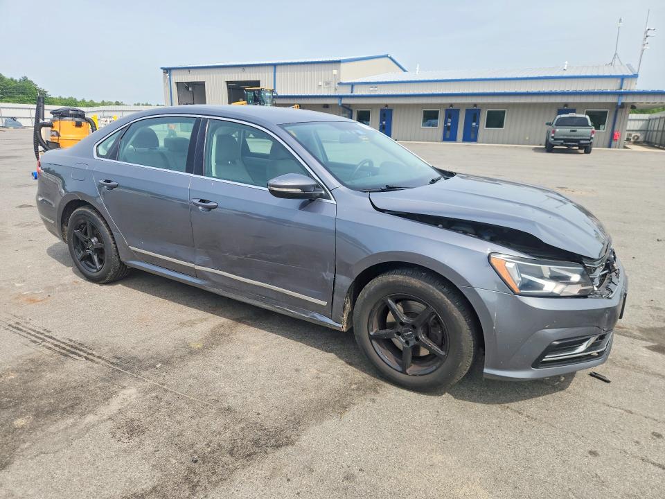 Продажа на аукционе авто 2017 Volkswagen Passat, vin: 1VWAT7A37HC006379, номер лота: 56229616