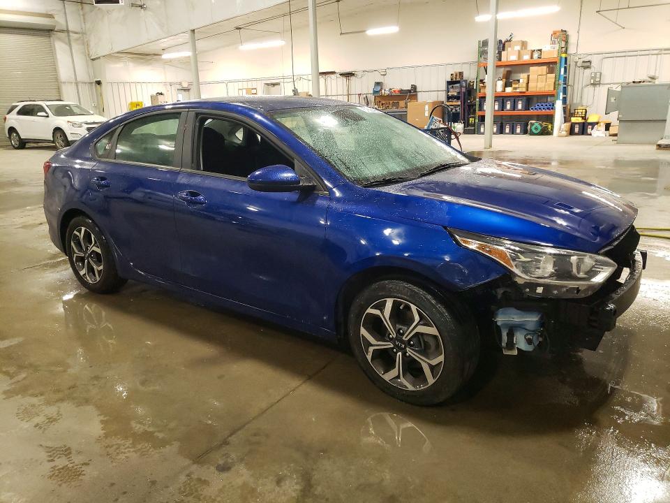 2020 Kia Forte მანქანა იყიდება აუქციონზე, vin: 3KPF24AD6LE257382, აუქციონის ნომერი: 57858496