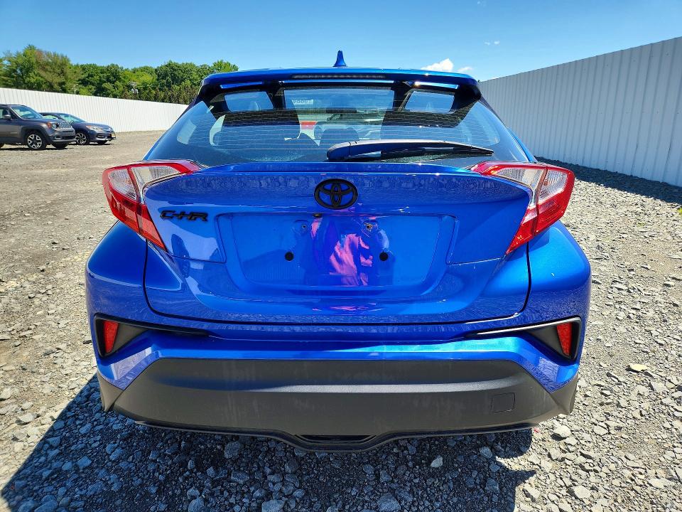 2021 Toyota C-hr მანქანა იყიდება აუქციონზე, vin: NMTKHMBX7MR126585, აუქციონის ნომერი: 58847376