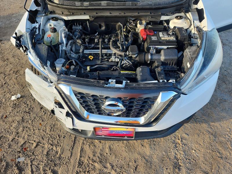 Продажа на аукционе авто 2018 Nissan Kicks, vin: 3N1CP5CU4JL519922, номер лота: 58744936