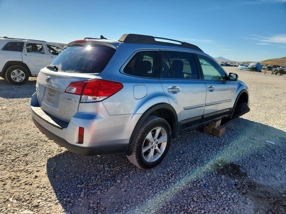 2014 Subaru Outback მანქანა იყიდება აუქციონზე, vin: 4S4BRCLC9E3278029, აუქციონის ნომერი: 57716616