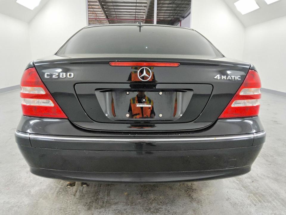 2006 Mercedes-benz C მანქანა იყიდება აუქციონზე, vin: WDBRF92H66F765666, აუქციონის ნომერი: 56638616