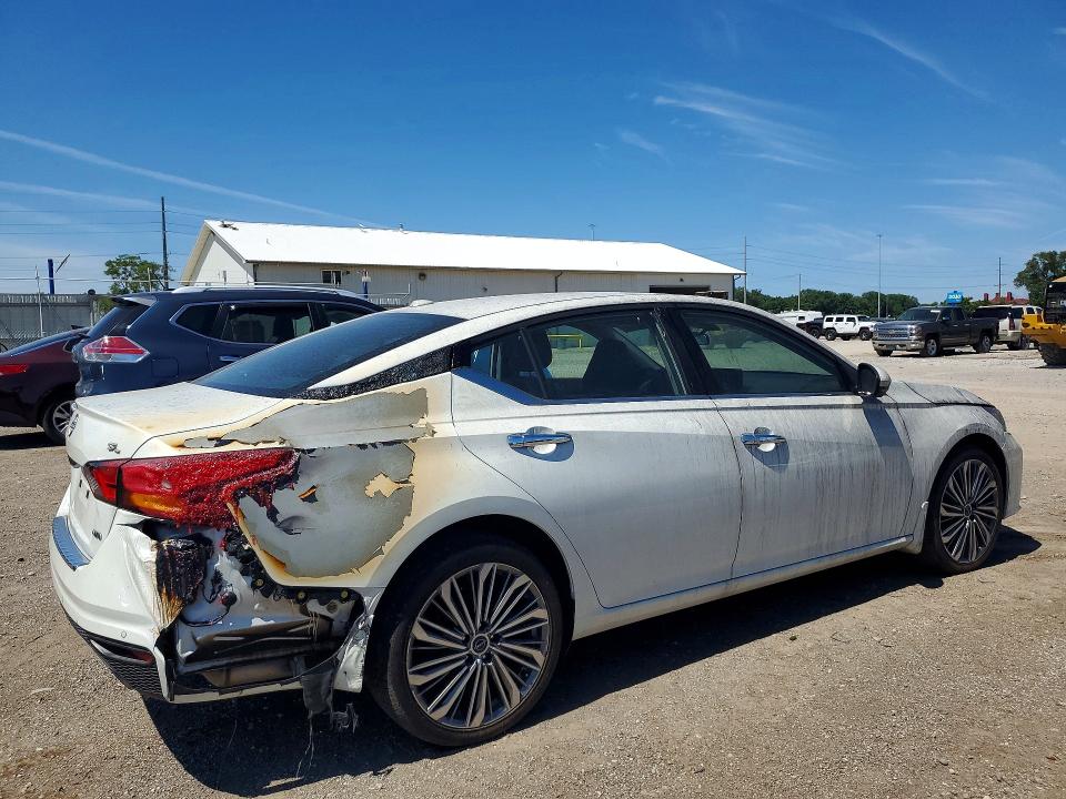 Продажа на аукционе авто 2023 Nissan Altima, vin: 1N4BL4EW4PN426300, номер лота: 56362286