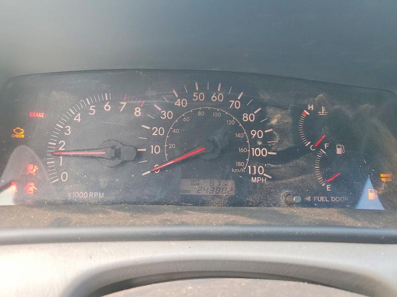 58237676 :رقم المزاد ، 1NXBR32E05Z493456 vin ، 2005 Toyota Corolla مزاد بيع