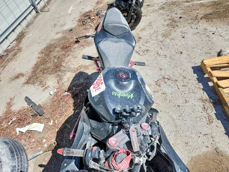 49445296 :رقم المزاد ، JKBZXJE15DA002732 vin ، 2013 Kawasaki Zx636 مزاد بيع