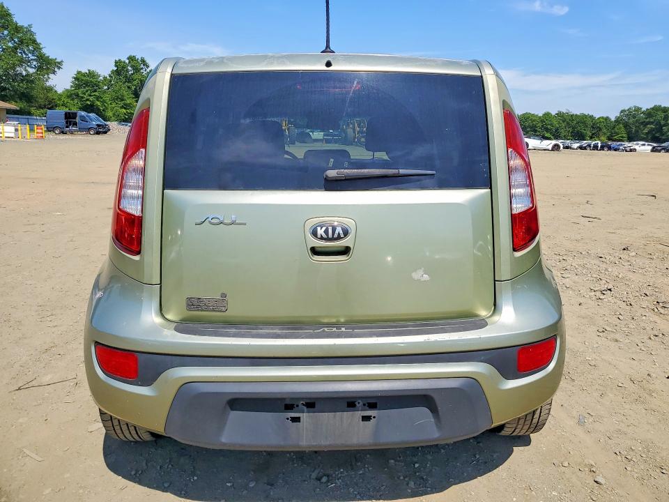 2013 Kia Soul მანქანა იყიდება აუქციონზე, vin: KNDJT2A52D7525432, აუქციონის ნომერი: 55500206