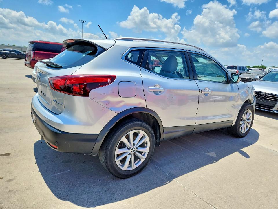 57394366 :رقم المزاد ، JN1BJ1CR1KW624608 vin ، 2019 Nissan Rogue Sport مزاد بيع