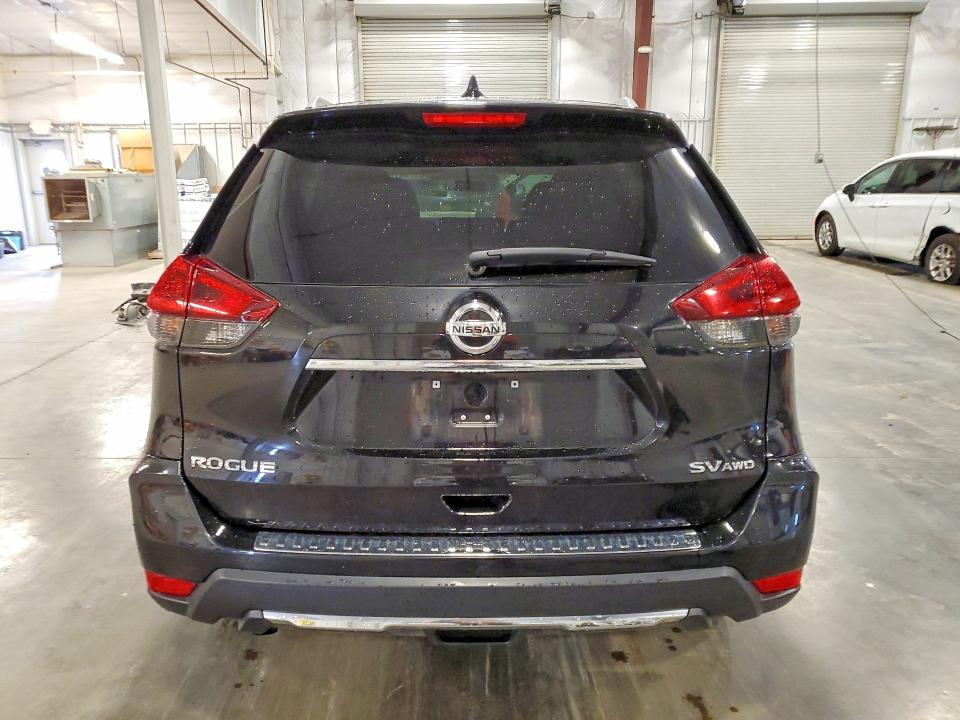 56975476 :رقم المزاد ، 5N1AT2MV7JC773346 vin ، 2018 Nissan Rogue مزاد بيع