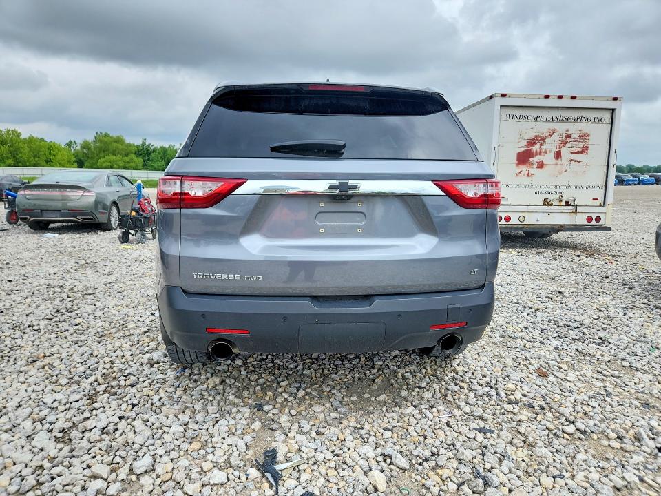 56047826 :رقم المزاد ، 1GNEVHKW1JJ199876 vin ، 2018 Chevrolet Traverse مزاد بيع