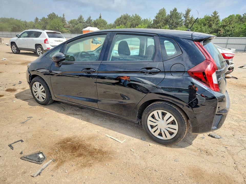 76294105 :رقم المزاد ، 3HGGK5H54FM744021 vin ، 2015 Honda Fit مزاد بيع
