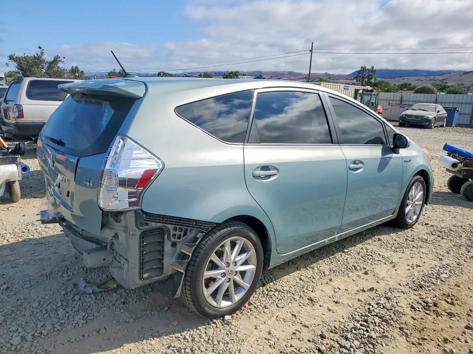 2014 Toyota Prius V მანქანა იყიდება აუქციონზე, vin: JTDZN3EUXEJ005357, აუქციონის ნომერი: 58080456