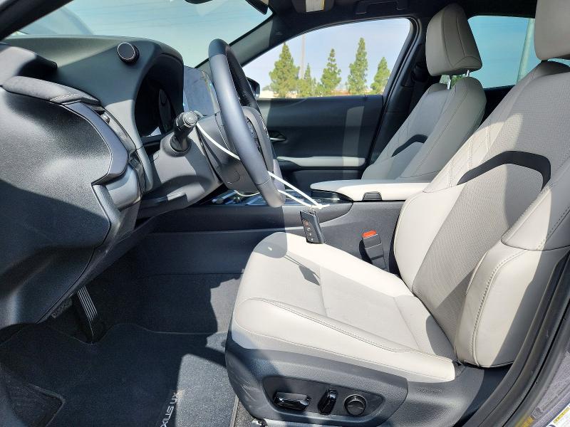 2026 Lexus Ux 300h მანქანა იყიდება აუქციონზე, vin: JTHUCJDH4T2015994, აუქციონის ნომერი: 58963576