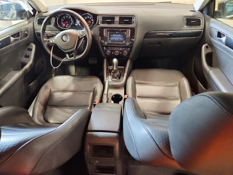 58940966 :رقم المزاد ، 3VWL17AJXHM209665 vin ، 2017 Volkswagen Jetta مزاد بيع