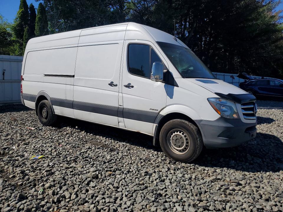 57406596 :رقم المزاد ، WD3PE8CD2GP177402 vin ، 2016 Mercedes-benz Sprinter مزاد بيع