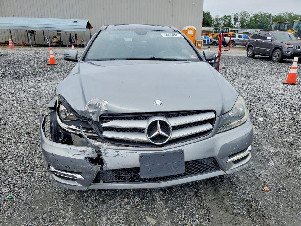 Продажа на аукционе авто 2013 Mercedes-benz C, vin: WDDGJ4HB5DG069830, номер лота: 56652006