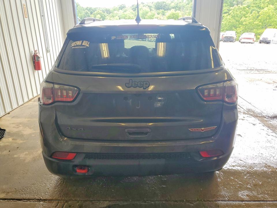 Продаж на аукціоні авто 2018 Jeep Compass, vin: 3C4NJDDB8JT479164, номер лоту: 59070846