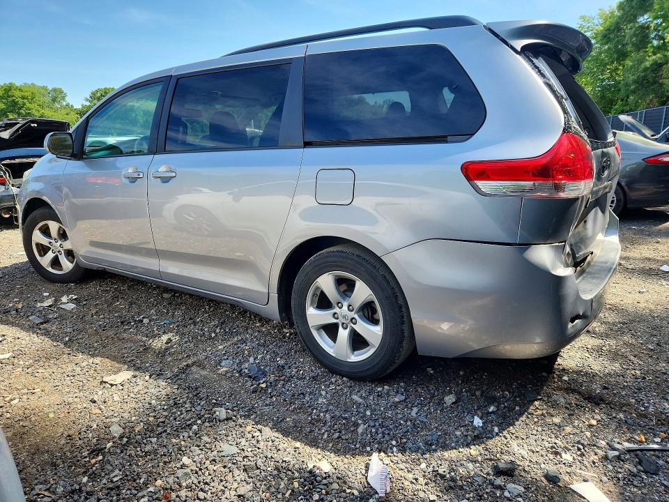 Aukcja sprzedaży 2014 Toyota Sienna, vin: 5TDKK3DC8ES489776, numer aukcji: 56278656