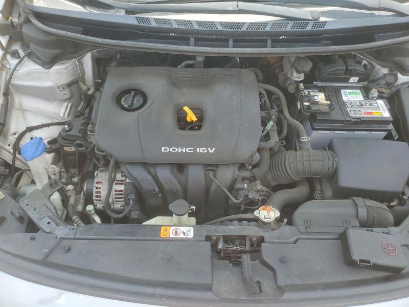 58708976 :رقم المزاد ، 3KPFK4A76HE090667 vin ، 2017 Kia Forte مزاد بيع