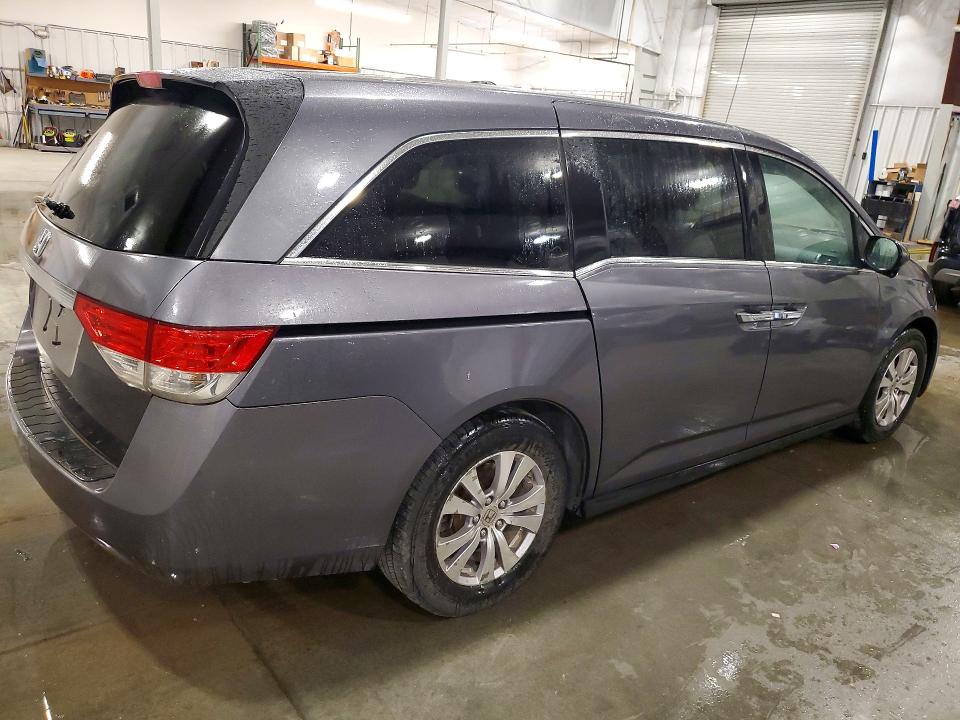 57618206 :رقم المزاد ، 5FNRL5H4XFB042396 vin ، 2015 Honda Odyssey مزاد بيع