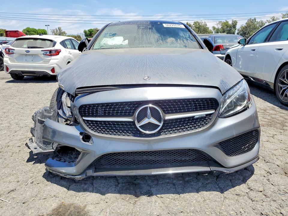 56220576 :رقم المزاد ، WDDWJ6EB9JF761621 vin ، 2018 Mercedes-benz C مزاد بيع