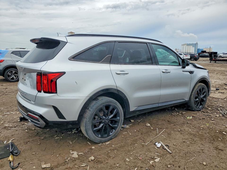 Продаж на аукціоні авто 2022 Kia Sorento, vin: 5XYRKDLF5NG110696, номер лоту: 58870296