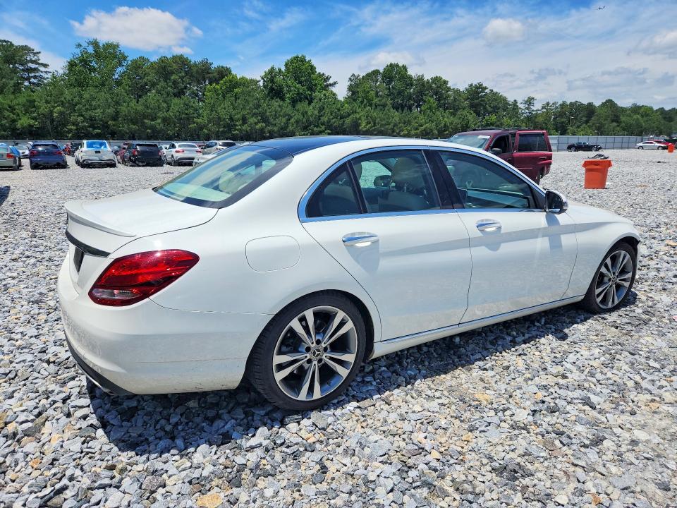 2018 Mercedes-benz C მანქანა იყიდება აუქციონზე, vin: WDDWF4JB3JR330833, აუქციონის ნომერი: 58158556