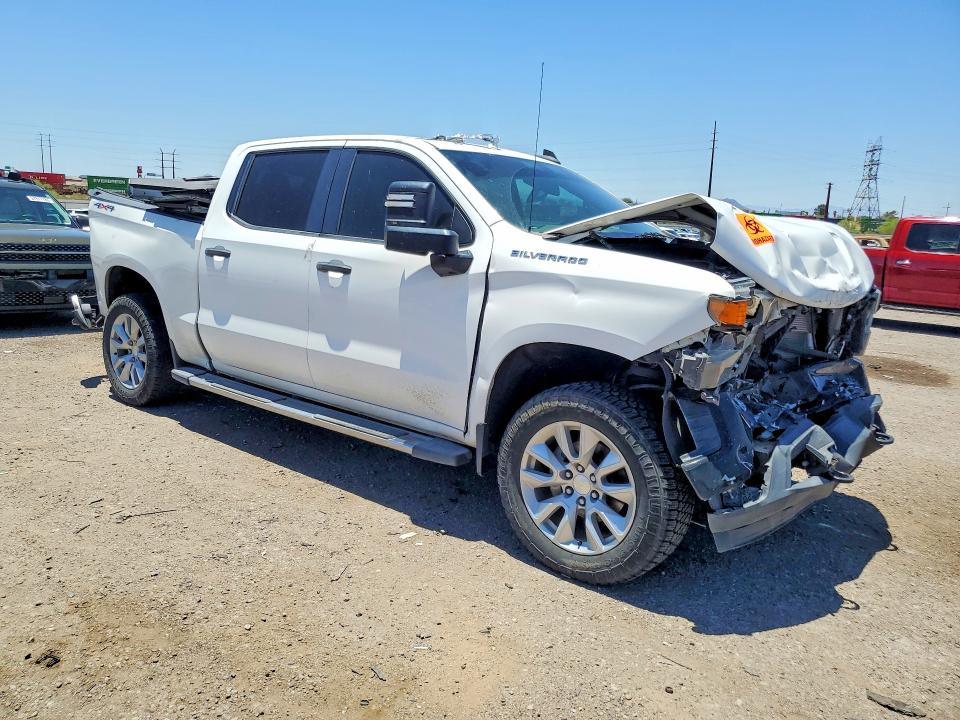 58056606 :رقم المزاد ، 3GCUYBEF2LG381174 vin ، 2020 Chevrolet Silverado مزاد بيع