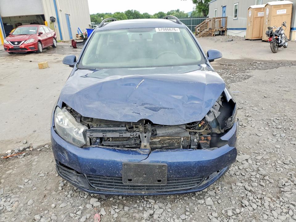 57086676 :رقم المزاد ، 3VWPP7AJ4EM619129 vin ، 2014 Volkswagen Jetta مزاد بيع