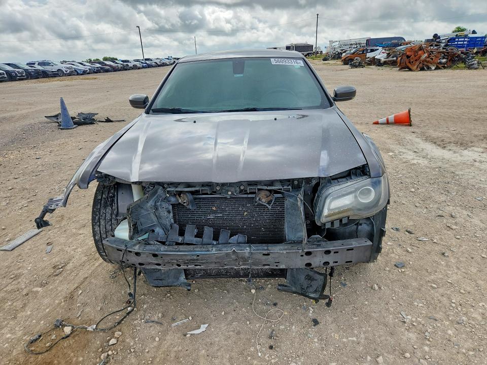 56093316 :رقم المزاد ، 2C3CCABG0FH808281 vin ، 2015 Chrysler 300 مزاد بيع