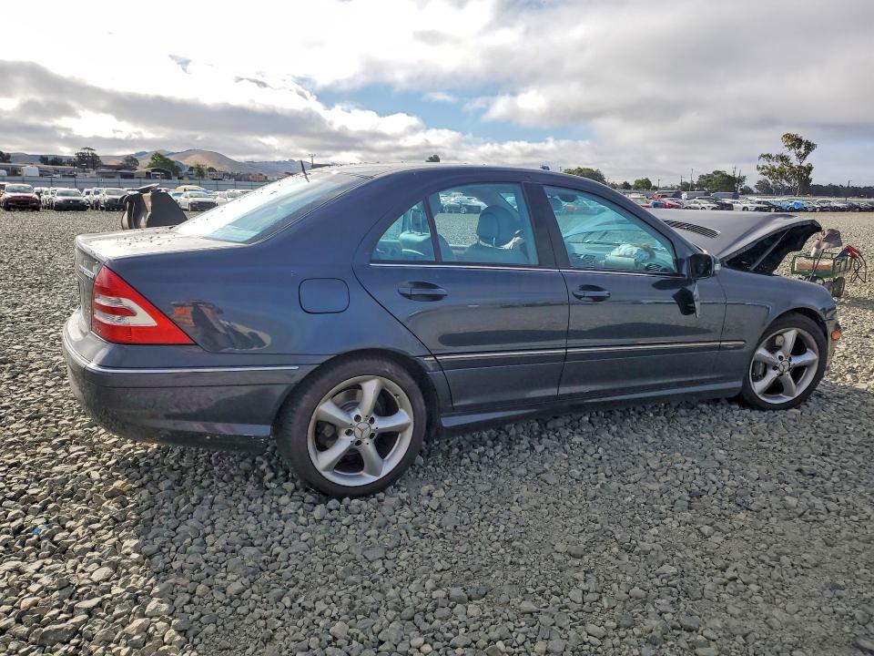 Aukcja sprzedaży 2005 Mercedes-benz C, vin: WDBRF40J15F715667, numer aukcji: 56837436