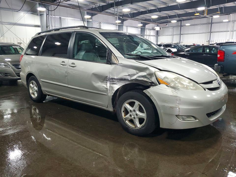 2006 Toyota Sienna მანქანა იყიდება აუქციონზე, vin: 5TDZA22C56S579533, აუქციონის ნომერი: 55635246