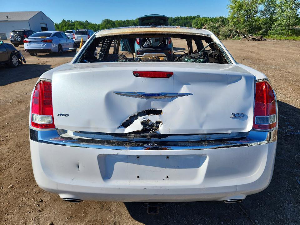 2014 Chrysler 300 მანქანა იყიდება აუქციონზე, vin: 2C3CCARG0EH249545, აუქციონის ნომერი: 58196346