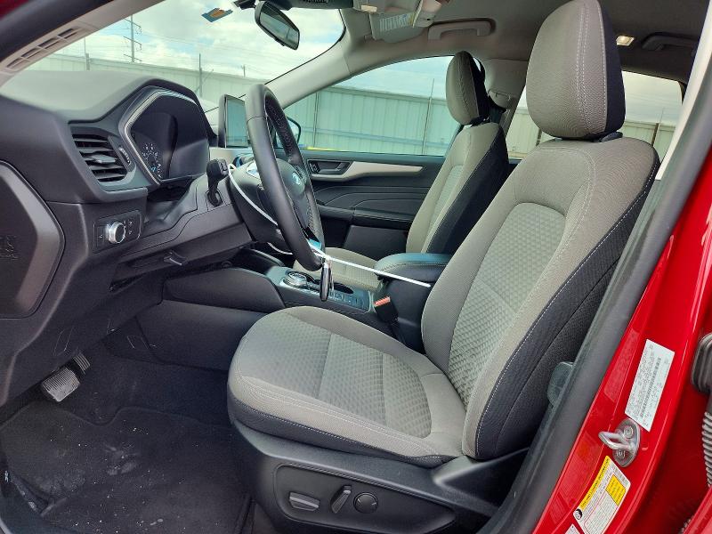 57315066 :رقم المزاد ، 1FMCU0G68NUB15713 vin ، 2022 Ford Escape مزاد بيع
