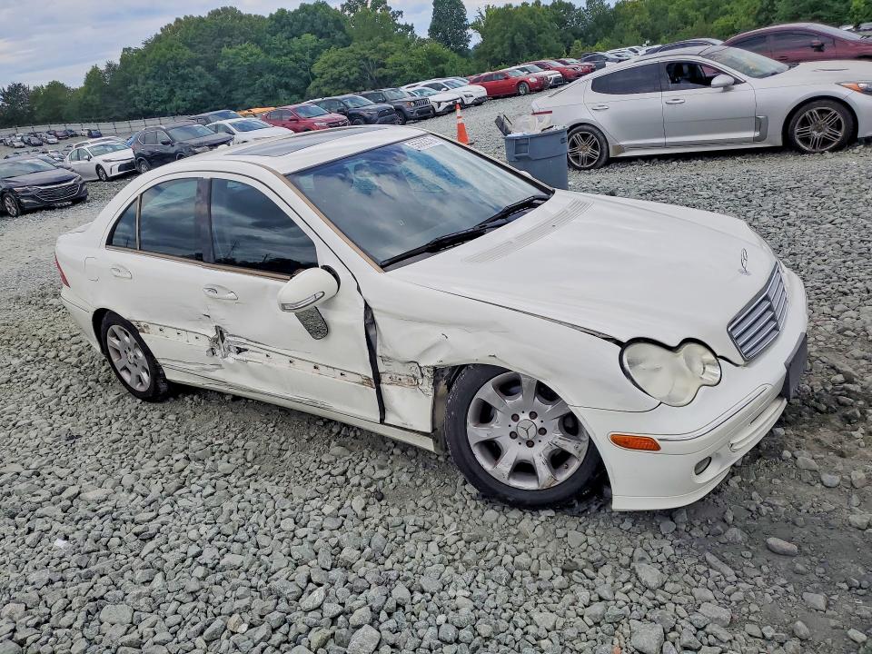2006 Mercedes-benz C მანქანა იყიდება აუქციონზე, vin: WDBRF92H56F755923, აუქციონის ნომერი: 55682876