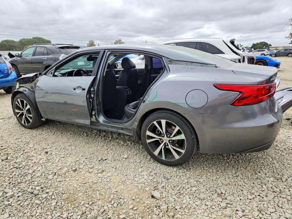 58128986 :رقم المزاد ، 1N4AA6AP7JC387135 vin ، 2018 Nissan Maxima مزاد بيع