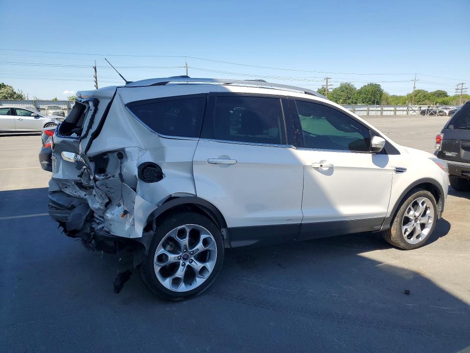 Продажа на аукционе авто 2016 Ford Escape, vin: 1FMCU9J93GUC79669, номер лота: 55091596