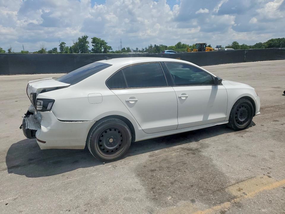 58830066 :رقم المزاد ، 3VW267AJ5GM337730 vin ، 2016 Volkswagen Jetta مزاد بيع