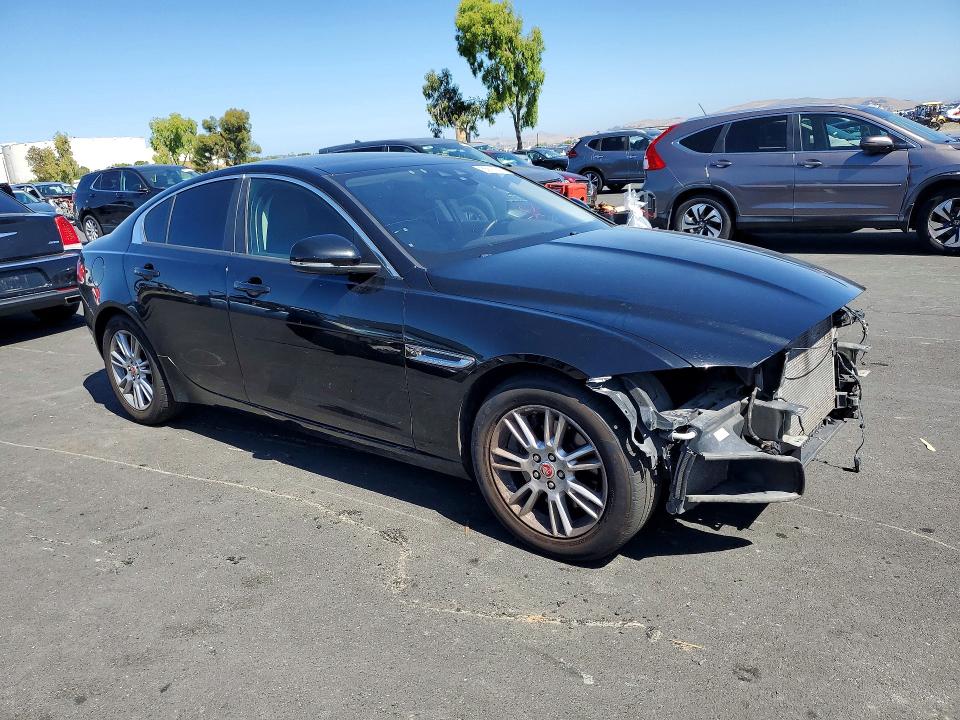 2018 Jaguar Xe მანქანა იყიდება აუქციონზე, vin: SAJAD4FX2JCP36458, აუქციონის ნომერი: 55691896