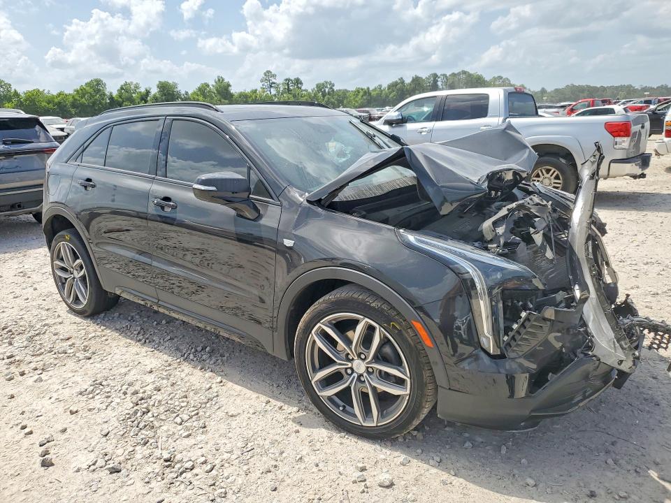 58569946 :رقم المزاد ، 1GYFZER40NF166648 vin ، 2022 Cadillac Xt4 مزاد بيع