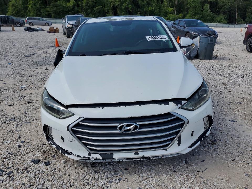 58891006 :رقم المزاد ، 5NPD84LF2JH273723 vin ، 2018 Hyundai Elantra مزاد بيع