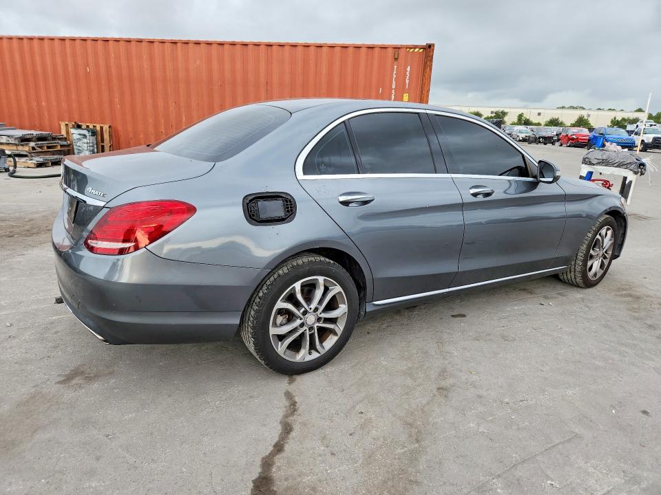 56848446 :رقم المزاد ، 55SWF4KB0HU182437 vin ، 2017 Mercedes-benz C مزاد بيع