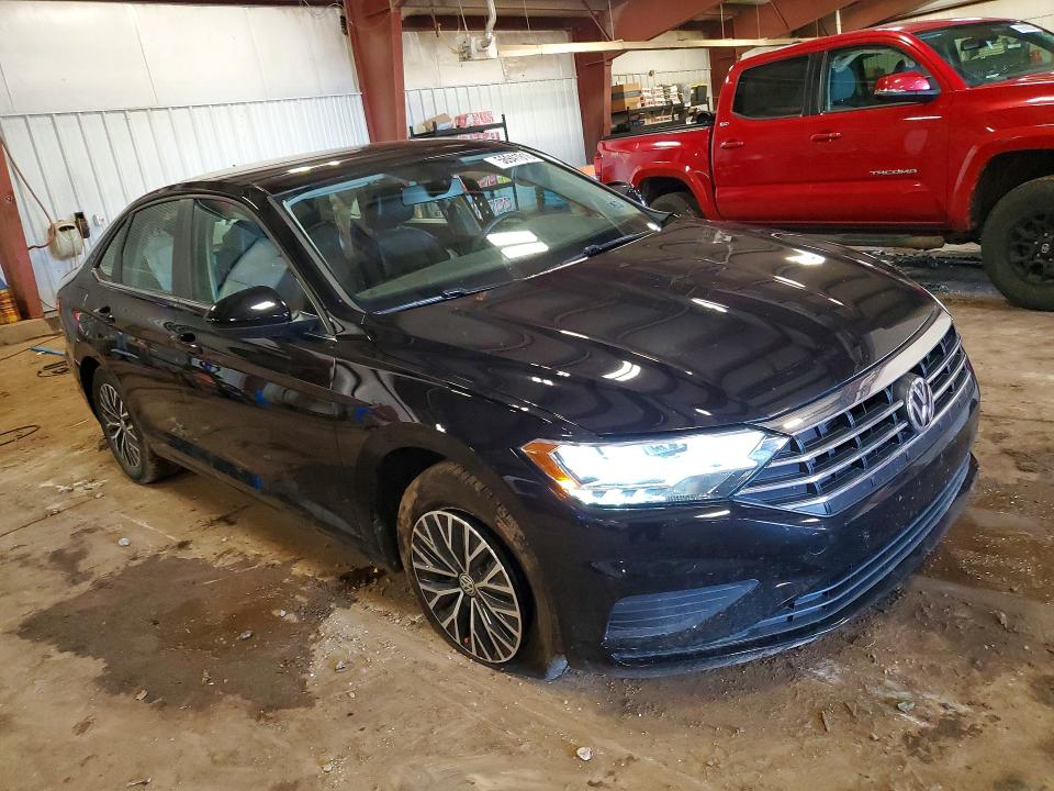 56941916 :رقم المزاد ، 3VWCB7BU3LM002047 vin ، 2020 Volkswagen Jetta مزاد بيع