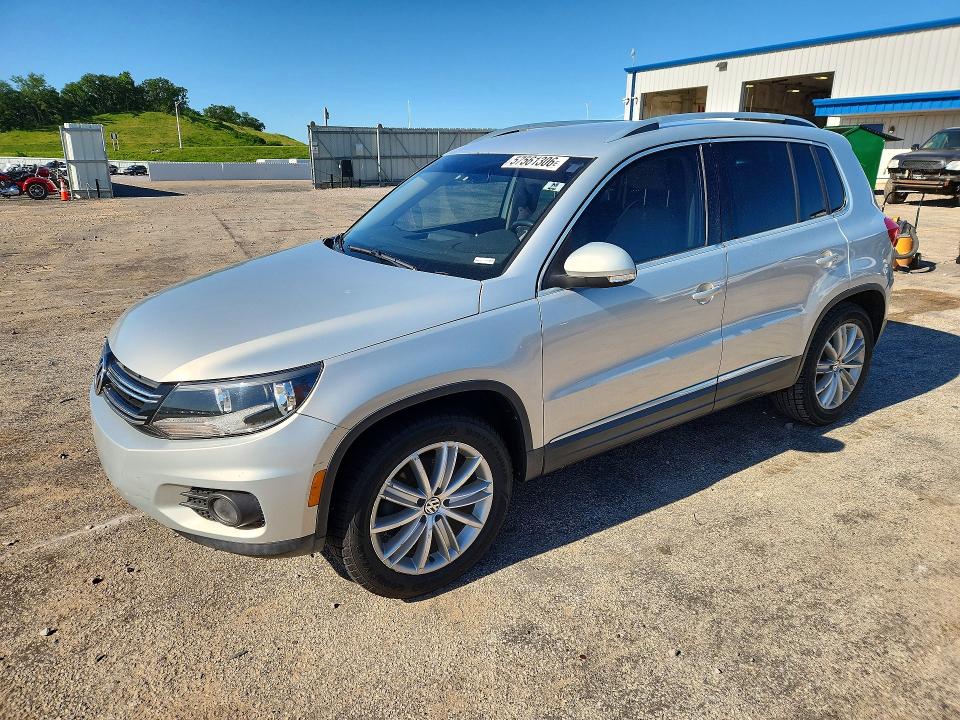 2012 Volkswagen Tiguan მანქანა იყიდება აუქციონზე, vin: WVGAV7AX3CW555550, აუქციონის ნომერი: 57561306