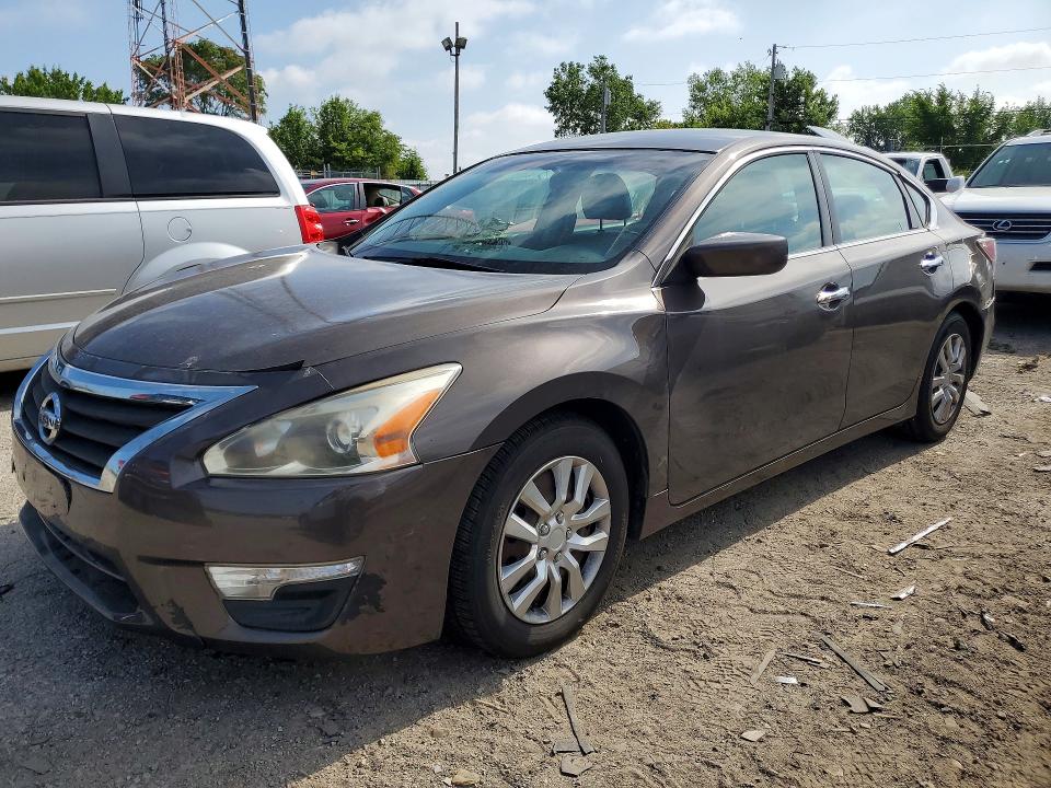 2014 Nissan Altima მანქანა იყიდება აუქციონზე, vin: 1N4AL3AP2EC140278, აუქციონის ნომერი: 59094786