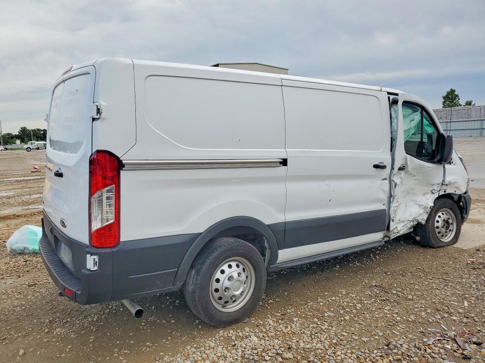 56181516 :رقم المزاد ، 1FTYE2Y85RKA68421 vin ، 2024 Ford Transit مزاد بيع