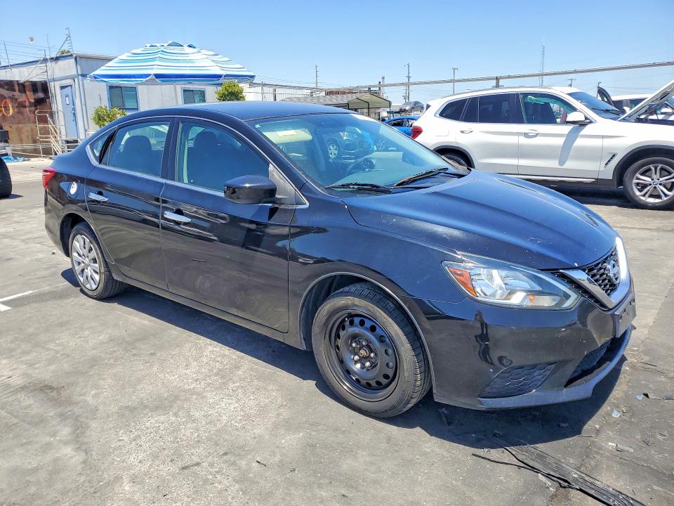 Продажа на аукционе авто 2017 Nissan Sentra, vin: 3N1AB7AP8HY219151, номер лота: 57080456
