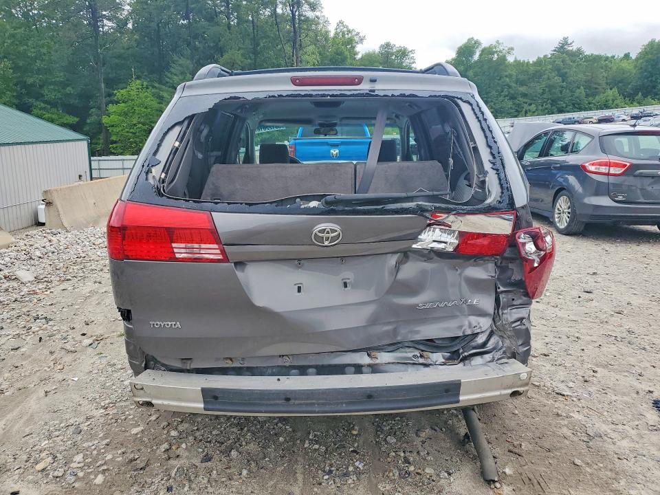 Продажа на аукционе авто 2005 Toyota Sienna, vin: 5TDZA22C95S267312, номер лота: 58122016