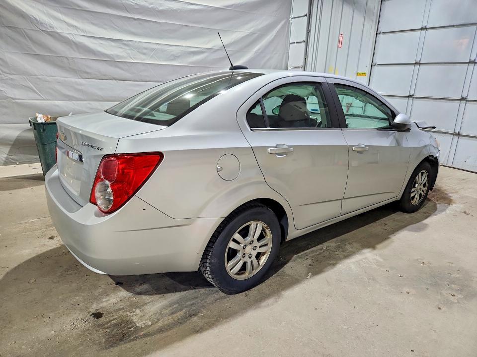 56026606 :رقم المزاد ، 1G1JC5SH9F4175739 vin ، 2015 Chevrolet Sonic مزاد بيع